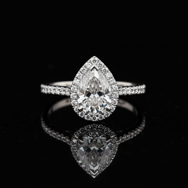 Pear Halo Pave Band Nº1